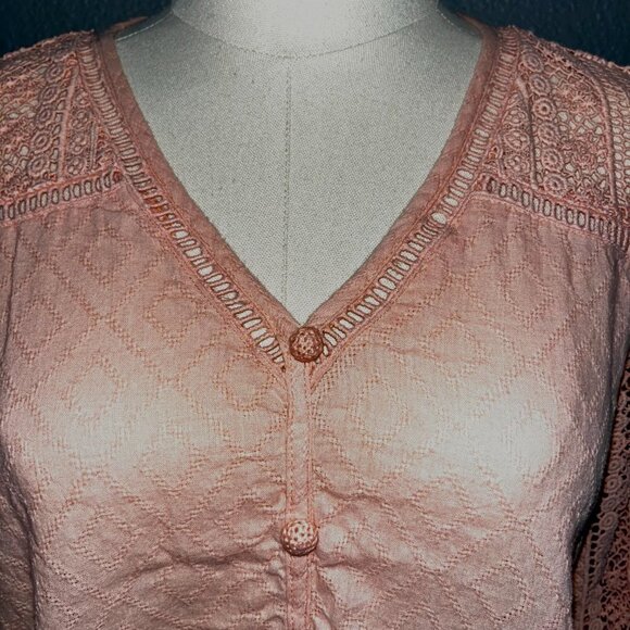 SOFT SURROUNDINGS Lahela Crochet Lace Trimmed Blouse Top - Peach Bisque - EUC -M - Picture 2 of 10
